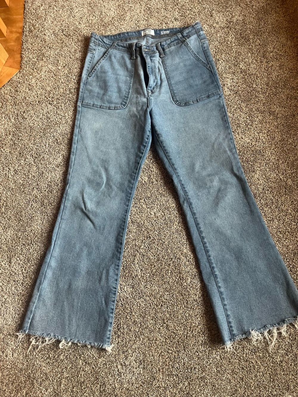 Kensie Vintage Luxe The Savannah High-Rise Flare Jeans